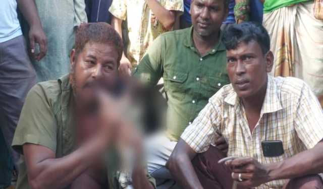 সাপুড়ের প্রাণ নেওয়া সাপটি কাঁচা খেলেন আরেক সাপুড়ে