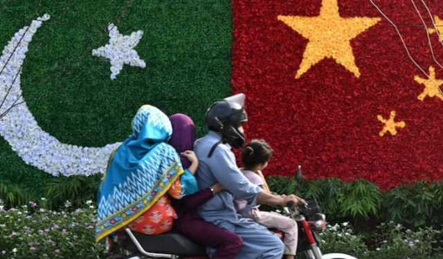 পাকিস্তানকে ৩৪০ কোটি ডলার ঋণ দিয়েছে চীন