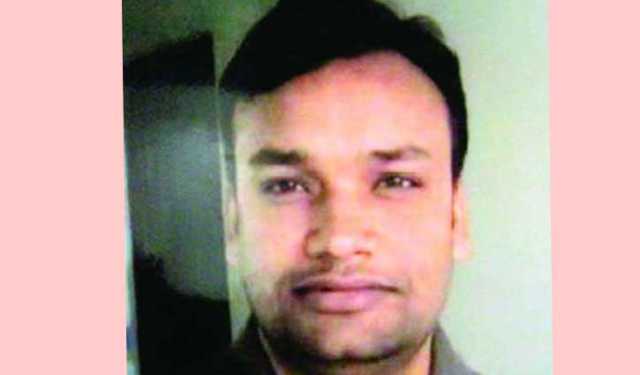 কুষ্টিয়ায় সেনা অভিযানে ৬ পিস্তলসহ সন্ত্রাসী লিপটন গ্রেপ্তার 
