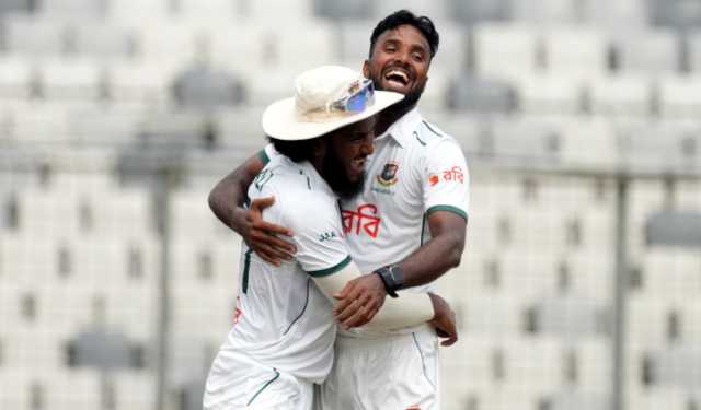 ছন্দে ফিরে ইবাদতের মুখে হাসি, উদযাপনে স‌্যালুট
