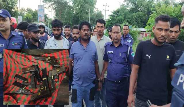বাগেরহাটে বিদেশি পিস্তলসহ ১১ জন আটক