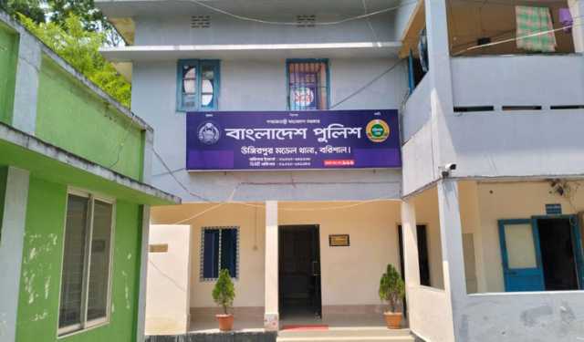 বরিশালে নিজ ঘর থেকে বৃদ্ধার অর্ধগলিত লাশ উদ্ধার