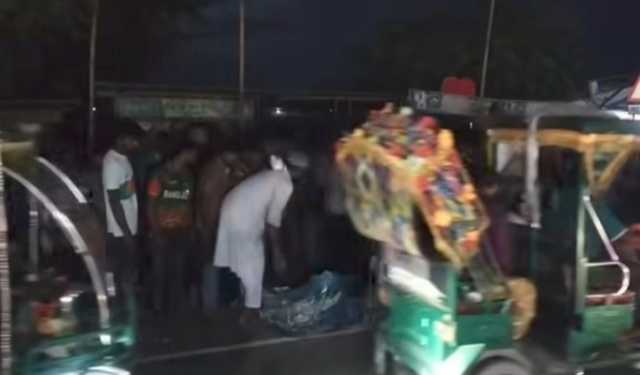কুড়িগ্রামে ট্রাকচাপায় প্রাণ গেল যুবকের 