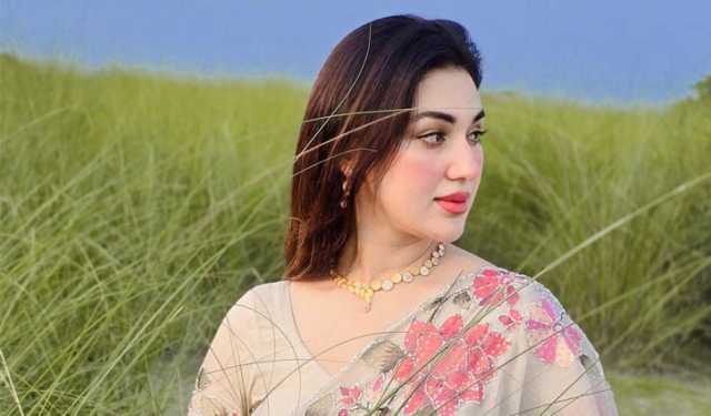 শাকিবের দ্বিতীয় অধ্যায় নিয়ে বিপদে অপু!