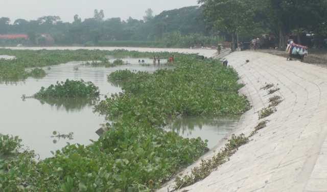 গোপালগঞ্জের মানিকদাহে মধুমতির তীরে প্রতিরক্ষা বাঁধ এনেছে স্বস্তি 