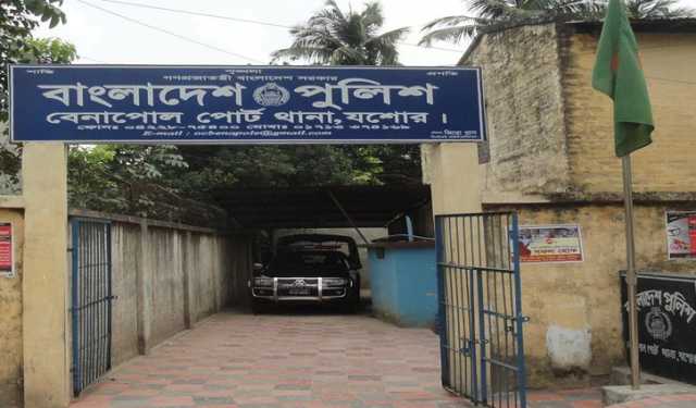 শার্শায় ককটেল বিস্ফোরণ ঘটিয়ে বিএনপি কর্মীকে হত্যা 