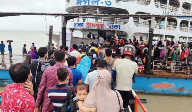 আবারও জমজমাট চাঁদপুর লঞ্চঘাট, দিনে পারাপার অর্ধ লক্ষ যাত্রী