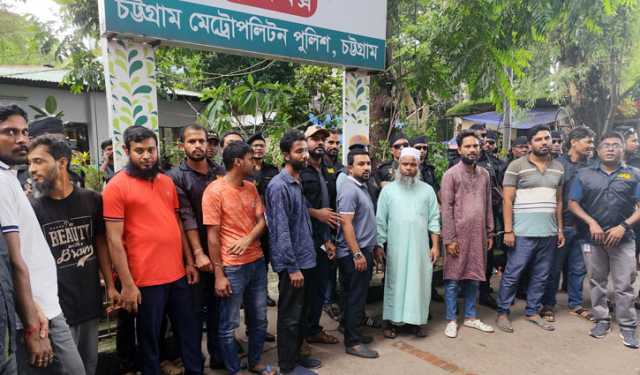 চট্টগ্রাম মেডিকেলে র‌্যাবের অভিযান, ২১ দালাল আটক
