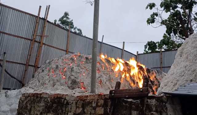 ব্রাহ্মণবাড়িয়ায় চুন কারখানায় মাসে ৪০ লাখ টাকার গ্যাস চুরি!