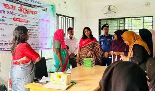কালীগঞ্জ পৌরসভার উদ্যোগে ৯০ তরুণ-তরুণীর দক্ষতা অর্জন