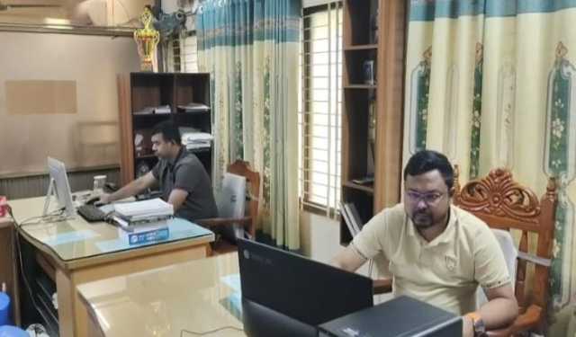 কমপ্লিট শাটডাউন প্রত্যাহার, হিলি বন্দরে কার্যক্রম শুরু 