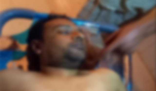 সংঘর্ষ থামাতে গিয়ে অপদস্থ বাবা, ছেলেকেও পিটিয়ে হত্যা