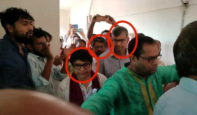জাবিতে সিনেট অধিবেশন: তোপের মুখে ৩ আওয়ামীপন্থি শিক্ষকের সভা ত্যাগ