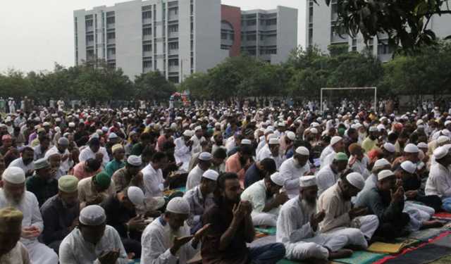 কেন্দ্রীয় কারাগারে বন্দিদের ঈদ জামাত  