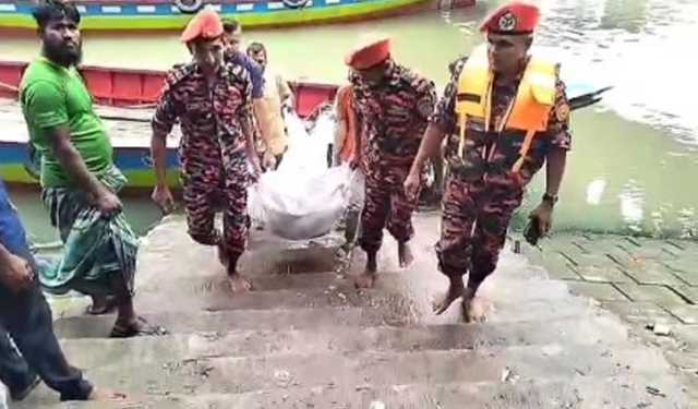 পন্টুন থেকে নদীতে পড়ে যাওয়া যুবকের মরদেহ উদ্ধার