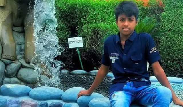 মোটরসাইকেলের নিয়ন্ত্রণ হারিয়ে স্কুলছাত্রের মৃত্যু