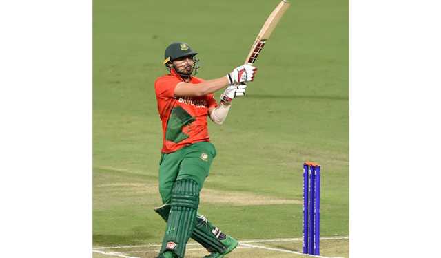 প্রস্তুতি ম‌্যাচে সোহানের ৯৭, নাঈমের ৭৯ ও তানজিমের ৫ উইকেট
