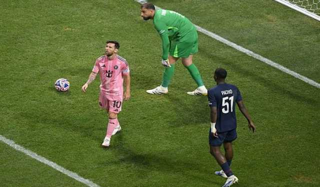 মেসি-সুয়ারেজদের এক হালি গোল দিয়ে কোয়ার্টার ফাইনালে পিএসজি