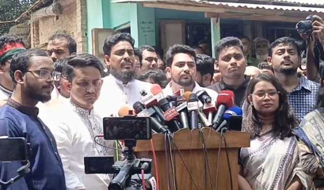 জুলাই ঘোষণাপত্র নিয়ে তালবাহানা শুরু হয়েছে, আদায় করে ছাড়ব: নাহিদ ইসলাম