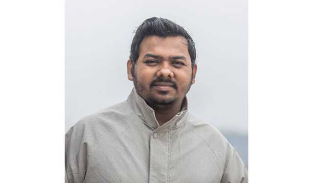 ফোন আলাপ ফাঁসের ঘটনায় সারোয়ার তুষারকে শোকজ