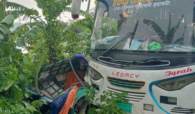 বরগুনায় বাসচাপায় অটোরিকশার ২ যাত্রী নিহত