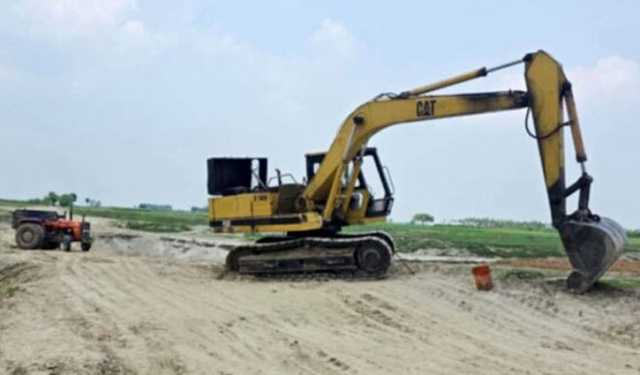 কুষ্টিয়ায় নদী থেকে বালু তোলায় যুবকের কারাদণ্ড
