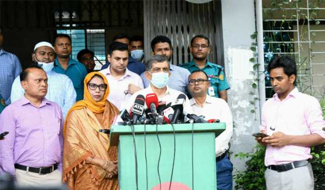 প্রশ্নফাঁসের কোনো সুযোগ অসাধু চক্র পাবে না: শিক্ষা উপদেষ্টা