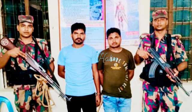হিলি সীমান্ত দিয়ে দুজনকে ফেরত দিল বিএসএফ 