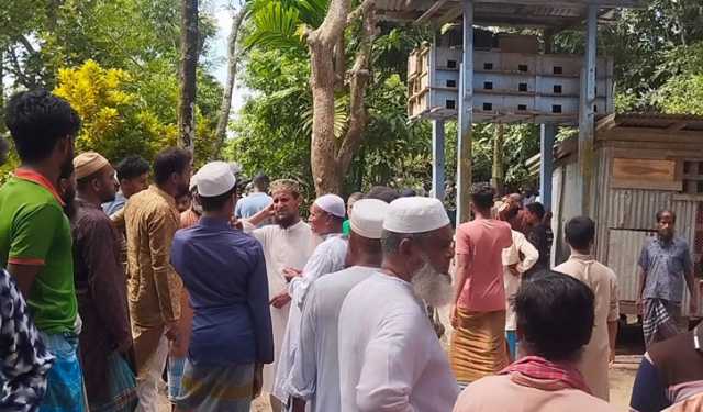 পটুয়াখালীতে সৎ মা ও দাদিকে গলাকেটে হত্যা