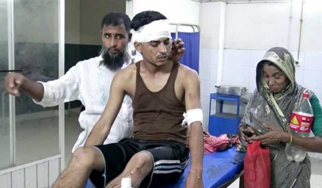 ফুটবল খেলাকে কেন্দ্র করে দুপক্ষের সংঘর্ষ, আহত ২০