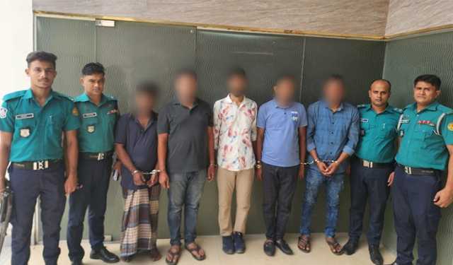 উত্তরায় র‌্যাব পরিচয়ে কোটি টাকা ডাকাতি: গ্রেপ্তার ৫