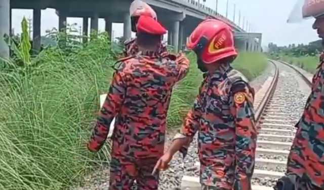 শ্রীনগরে রেললাইনের পাশ থেকে অজ্ঞাত লাশ উদ্ধার