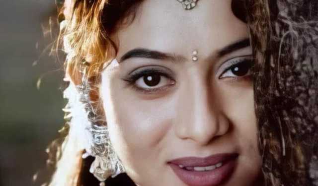 শাবনূরের সঙ্গে কোন নায়ককে বেশি মানায়? জানালেন রিয়াজ