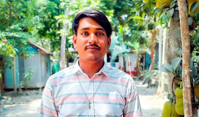 ফেসবুকে কমেন্টের জেরে হুমকির অভিযোগ, ঢাবি শিক্ষার্থীর ঝুলন্ত লাশ উদ্ধার