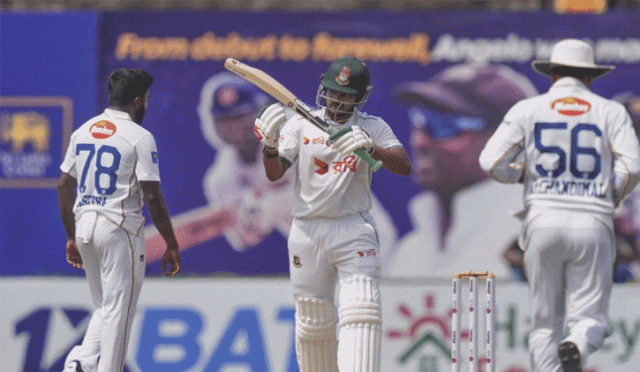 লিড বাড়ানোর আশায় মাঠে বাংলাদেশ