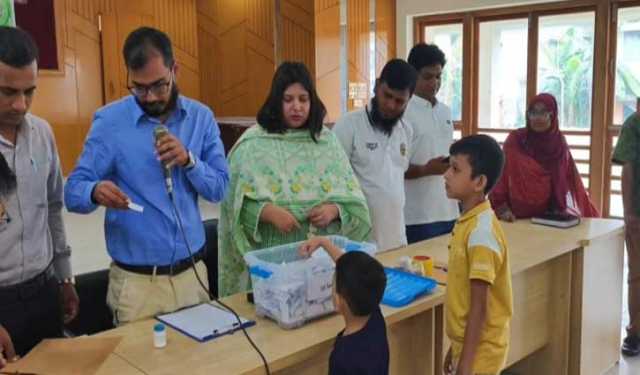 ময়মনসিংহে লটারি মাধ্যমে কৃষক বাছাই 