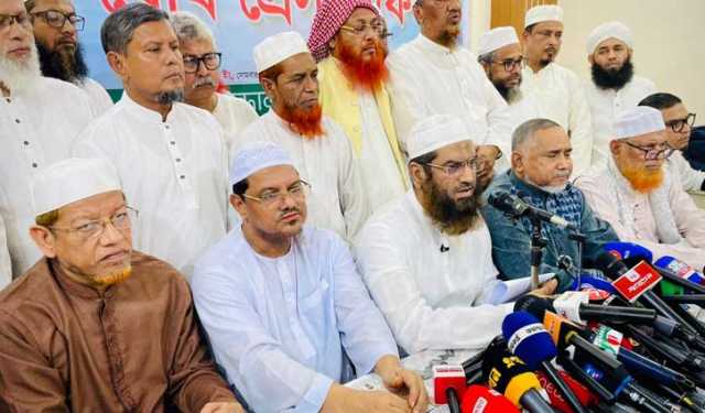 ৬ নভেম্বর প্রধান উপদেষ্টাকে স্মারকলিপি দেবে ৮ দল