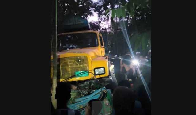 লাকসামে ট্রাকচাপায় অটোরিকশার তিন যাত্রী নিহত