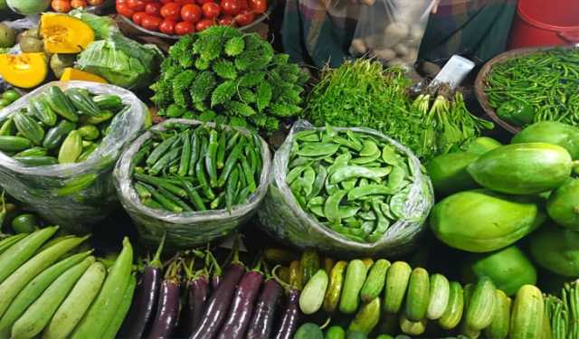 কমেছে সবজি, ডিম ও মুরগির দাম 