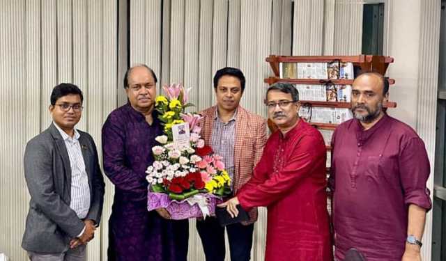 হাসান হাফিজের জন্মদিনে ওয়ালটনের শুভেচ্ছা