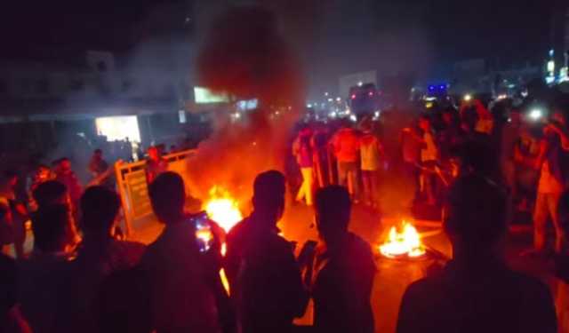 কক্সবাজারে দুই বাসের চাপায় পথচারীর মৃত্যু, বিক্ষোভ