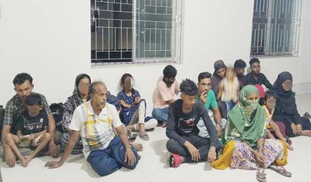 আরো ১৬ বাংলাদেশিকে হস্তান্তর করল বিএসএফ