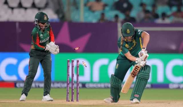শেষ ওভারে গিয়ে হারল বাংলাদেশ