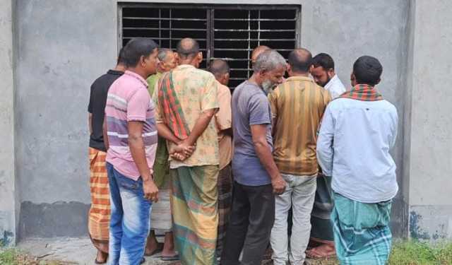 গাইবান্ধায় ৩ গরু চোরকে পিটিয়ে হত্যা 