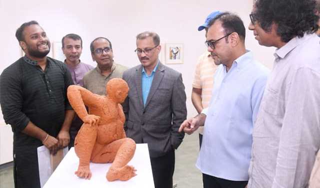 ঢাবিতে সপ্তাহব্যাপী শিল্পকর্ম প্রদর্শনী শুরু