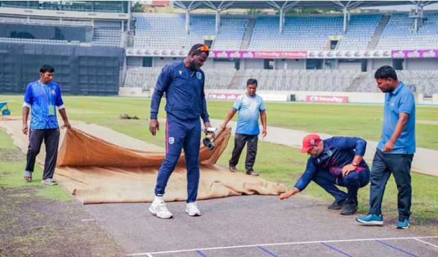 মিরপুরের কালো উইকেট নিয়ে স‌্যামি, ‘এমন কিছু জীবনেও দেখিনি’