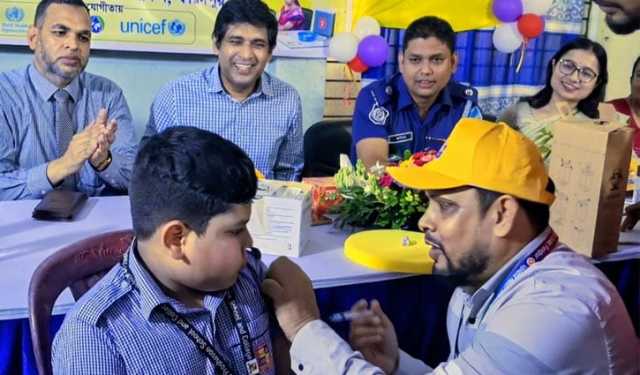 সারা দেশে জেলা প্রশাসকদের কাছে স্মারকলিপি দিল জামায়াত