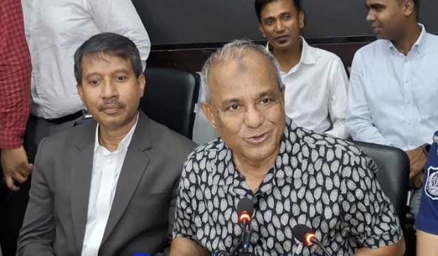 নিষিদ্ধ দুষ্কৃতকারীদের কার্যক্রম বন্ধে ব্যবস্থা নেওয়া হবে: স্বরাষ্ট্র উপদেষ্টা