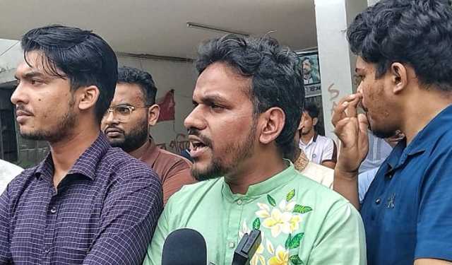 জুলাইবিরোধী শক্তির শাস্তি দাবিতে ইবিতে বিক্ষোভ