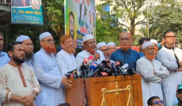 প্রধান উপ‌দেষ্টা‌কে স্মারক‌লি‌পি দি‌লেন জামায়াতসহ ৮ জনের নেতারা